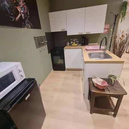 Tiny House - * Eygurande-et-Gardedeuil